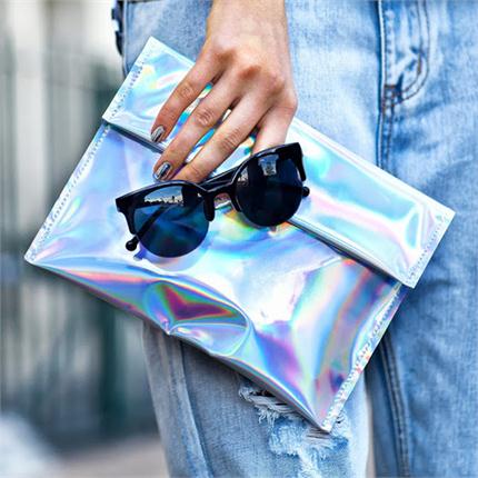 Holographic Style - HOT or NOT?